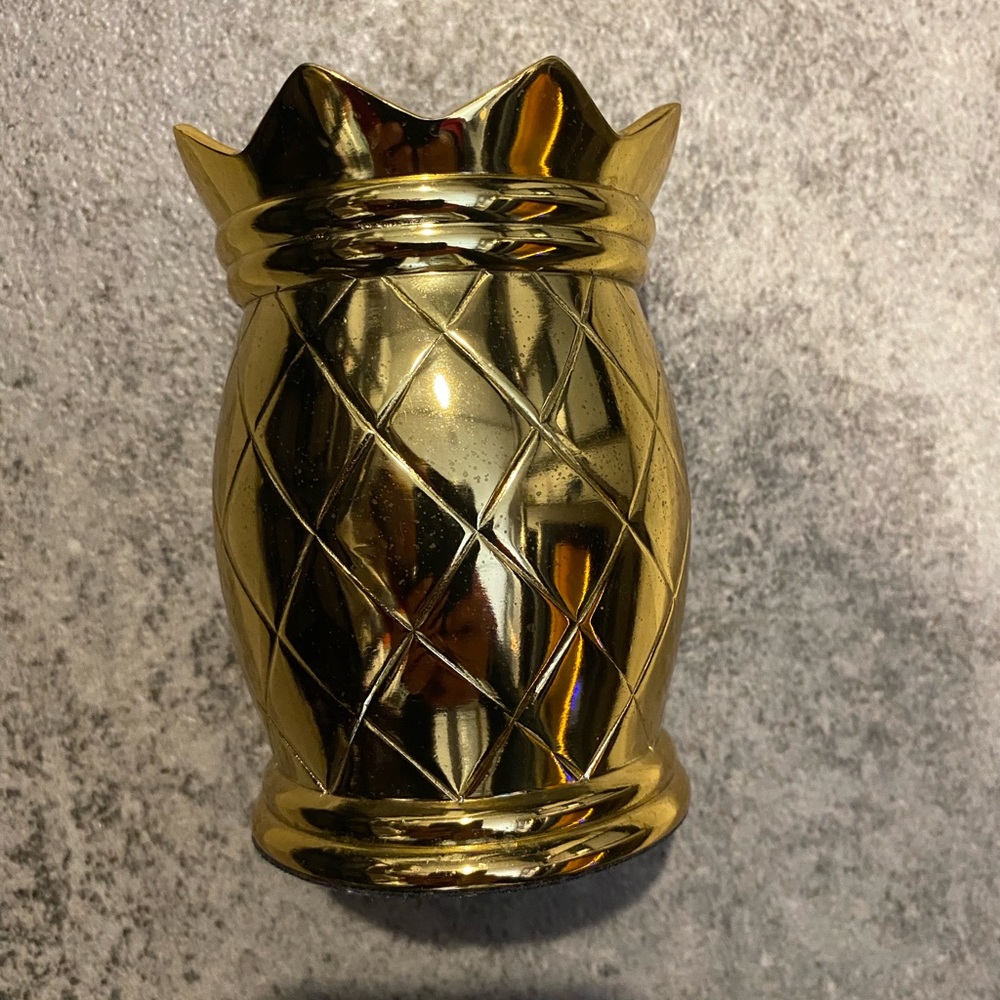 Emily Ley Pinapple Pen Cup Gold 6” - Picture 3 of 3